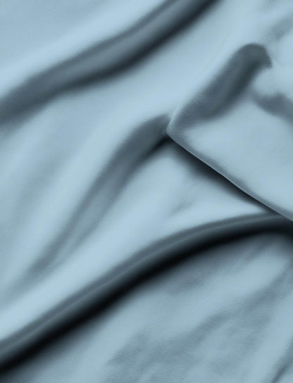 Camiseta Básica Logo central - Azul Glaciar - Windhund and Hase
