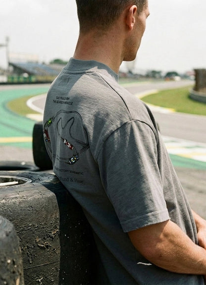 Camiseta Boxy Fit 'Interlagos 1991' Gris Cemento - Windhund and Hase