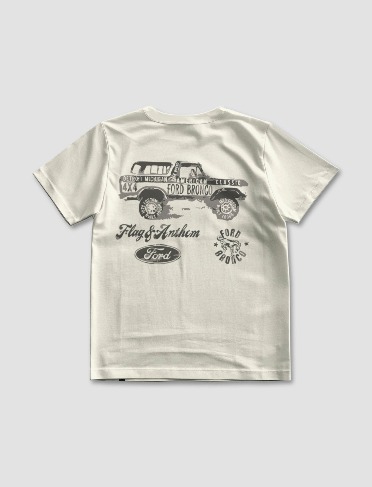 Camiseta Oversize Bronco - Off White - Windhund and Hase