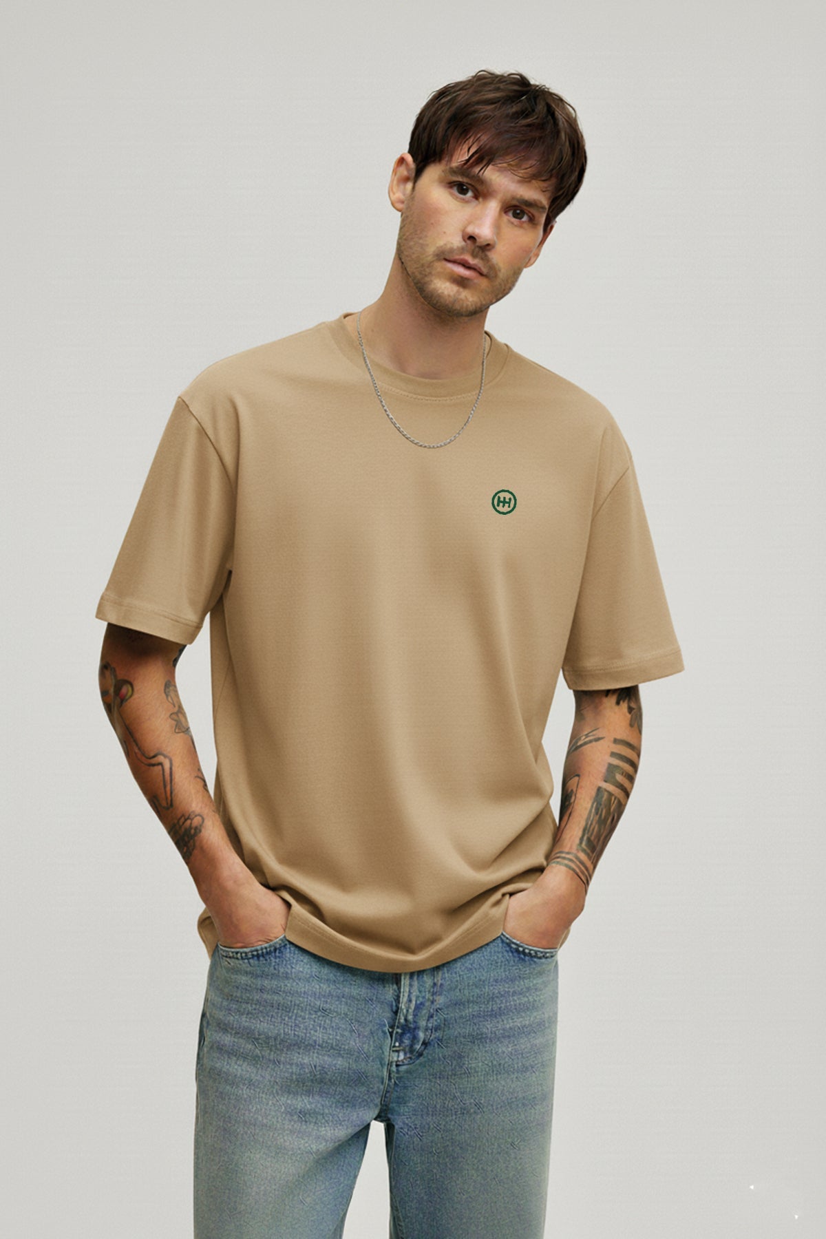 Camiseta Paper 930 - Arena - Windhund and Hase
